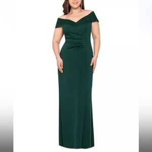 Xscape Plus Size Off-the-Shoulder Gown in Hunter Green Size 14W- shortened